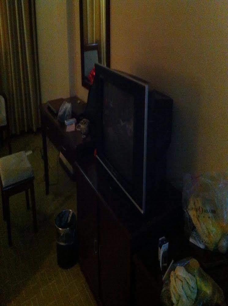 Triumph Power Hotel Shiyan  Extérieur photo